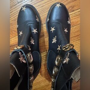 Gucci Boots Women Size 8.5-9US Black Leather w/ Embroidered Gold Bees Stars EUC